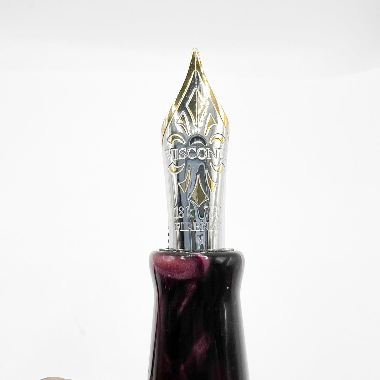 Visconti Marbled Burgundy Kaleido Fountain Pen - Medium 18kt Gold Nib