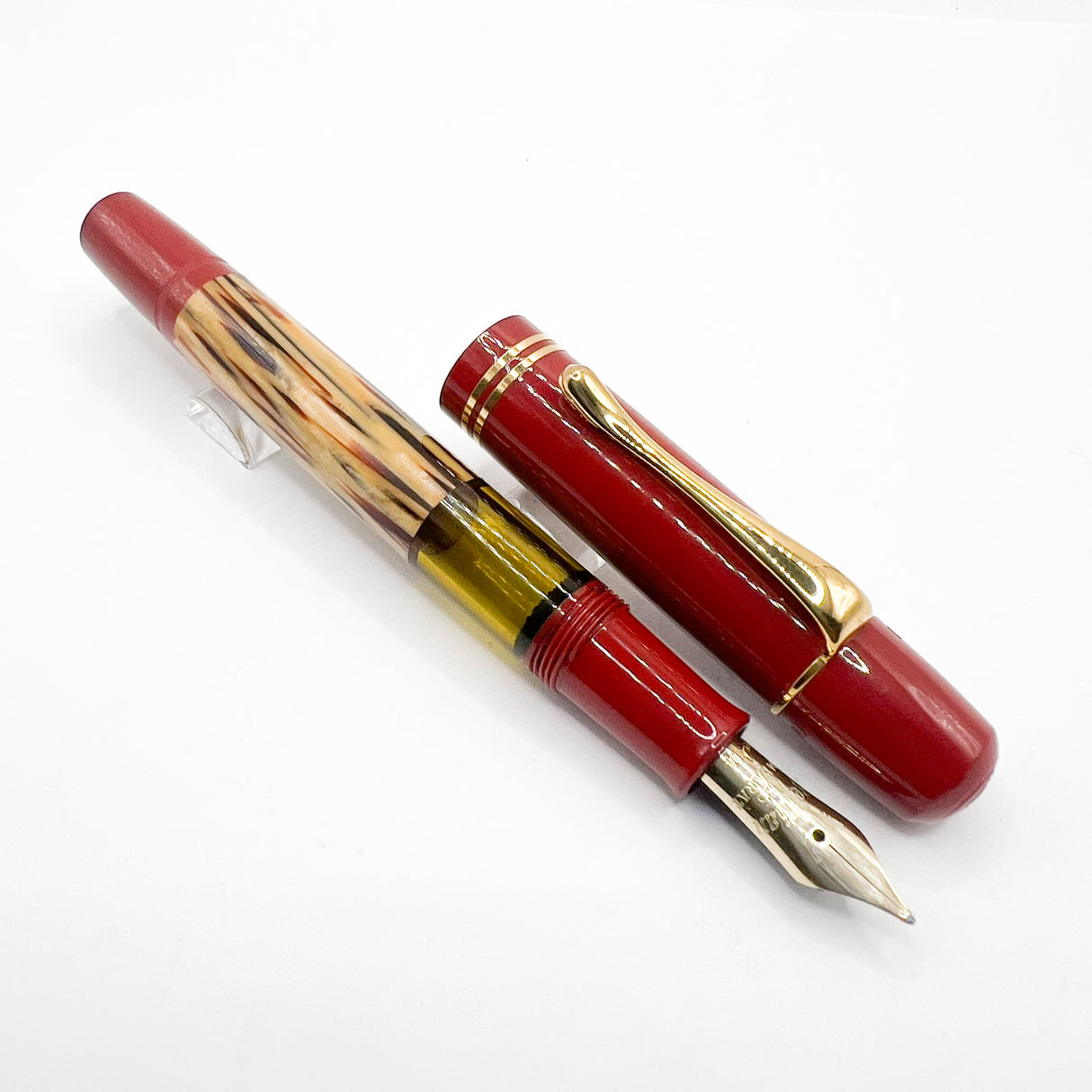 Pelikan M101N Special Edition Red Tortoiseshell Fountain Pen - Medium 14kt Gold Nib