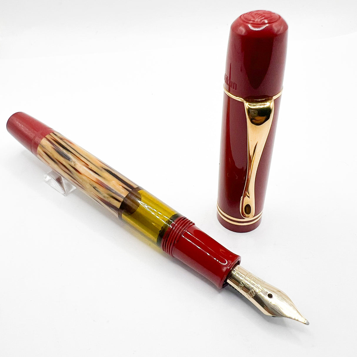 Pelikan M101N Special Edition Red Tortoiseshell Fountain Pen - Medium 14kt Gold Nib