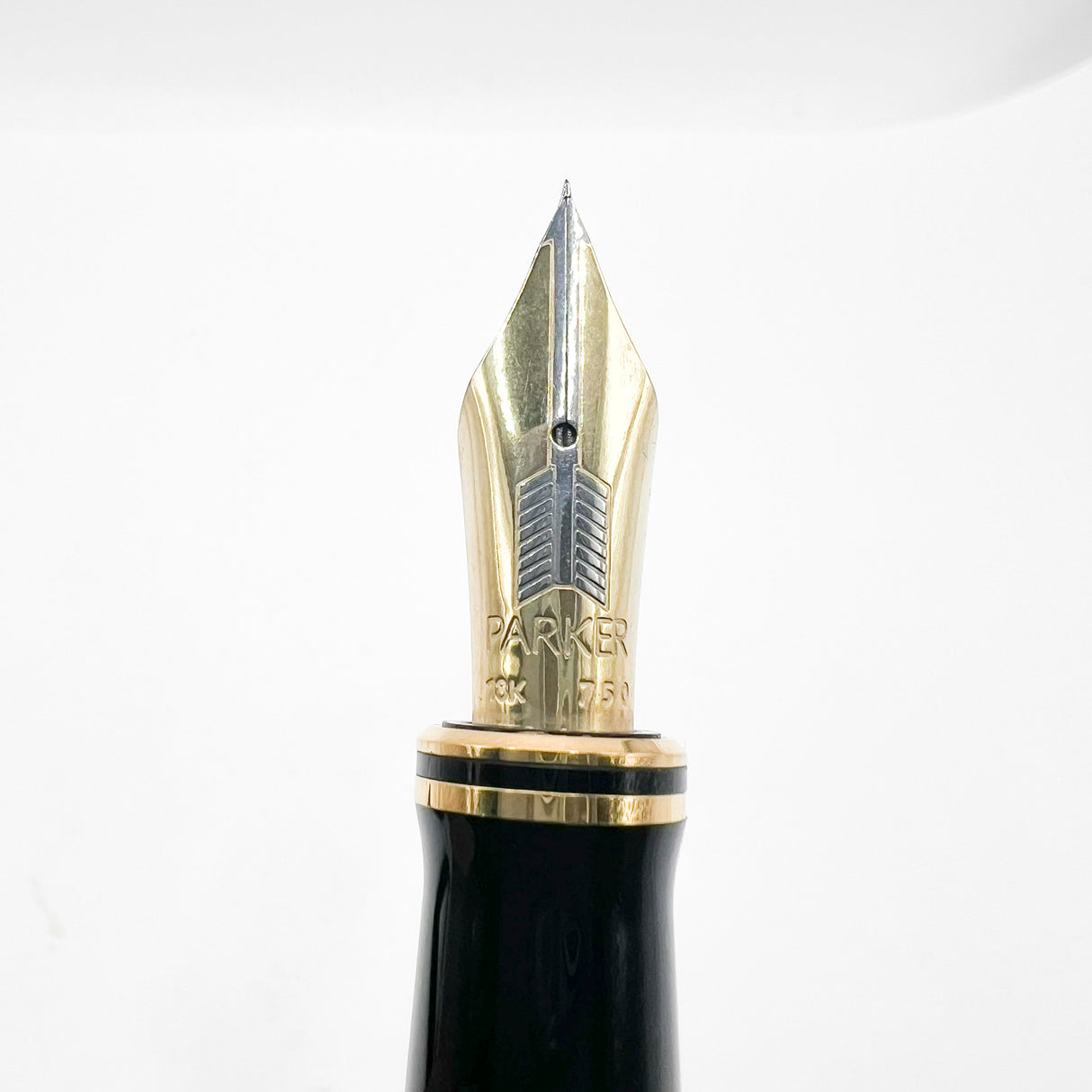 Parker “George Bush” 1989 Inaugural Black Duofold Centennial (Largest)  Fountain Pen -   Medium 18kt Gold Nib