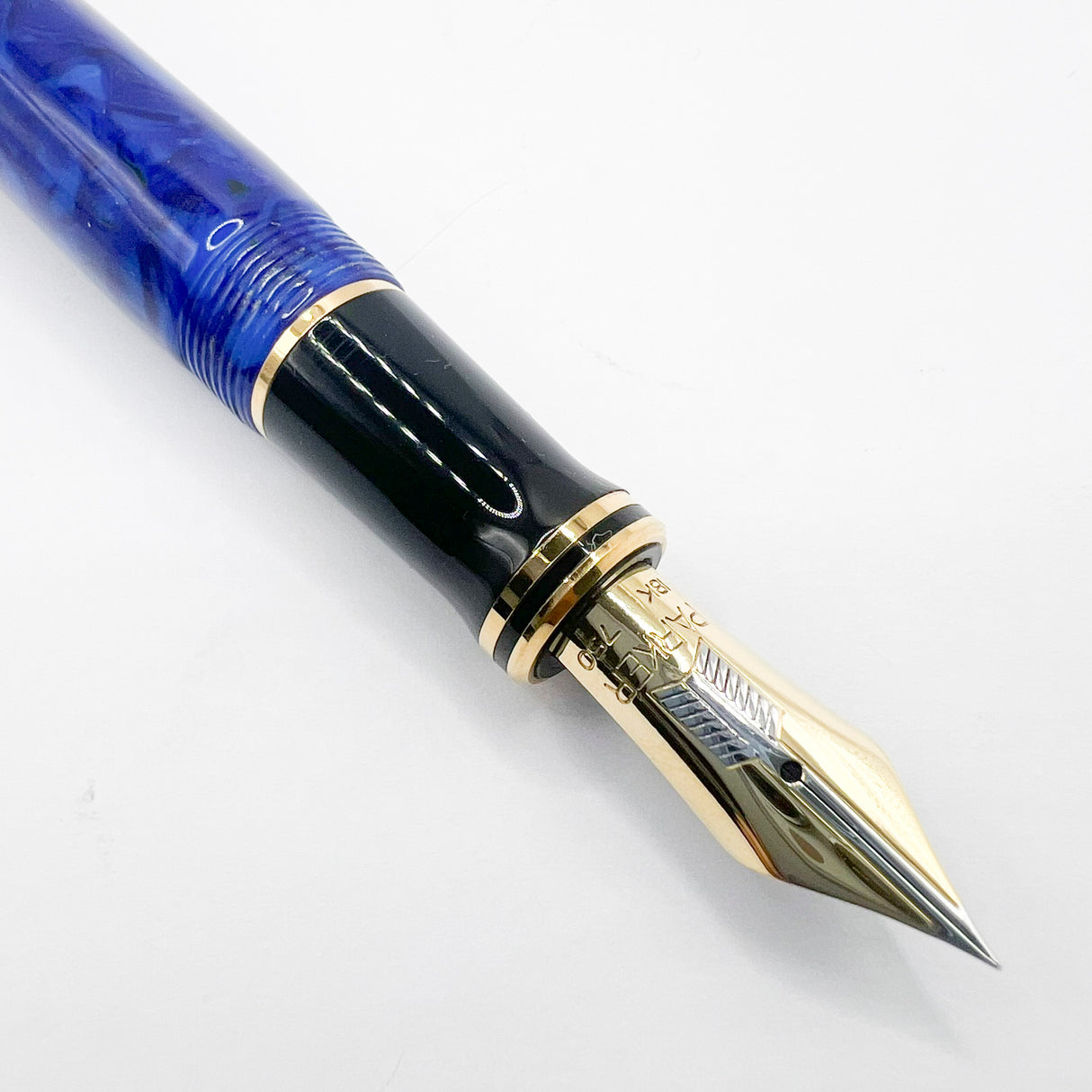 Parker Lapis Blue Duofold Centennial (Largest) Fountain Pen - Extra Fine 18kt Gold Nib