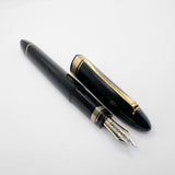 OMAS Blue/Black  #360 Oversized Triangulated Fountain Pen - Medium 18kt Gold Nib