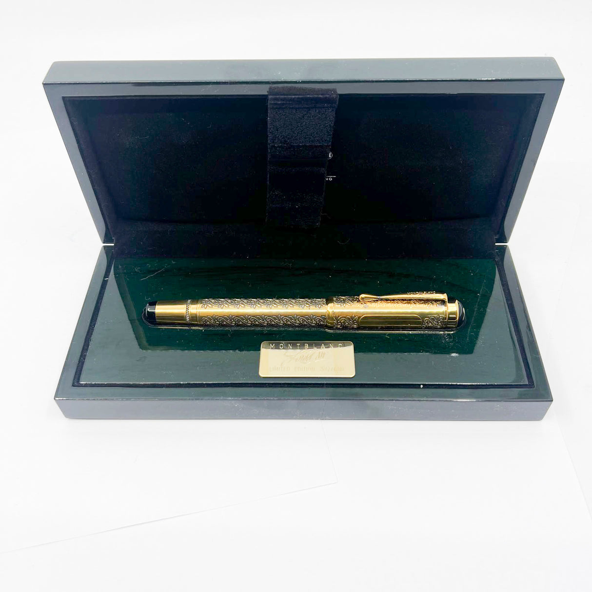 Montblanc Louis XIV Patron of the Arts Limited Edition Fountain Pen - Medium 18kt Gold Nib