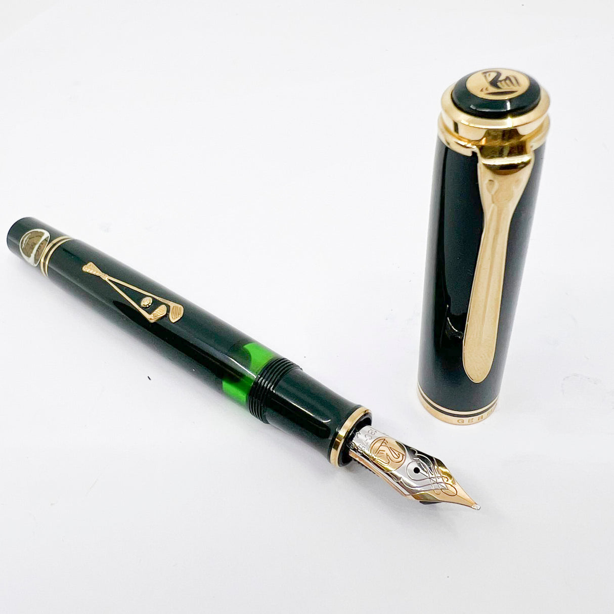 Pelikan Golf M816 Limited Edition Fountain Pen - Medium 18kt Gold Nib