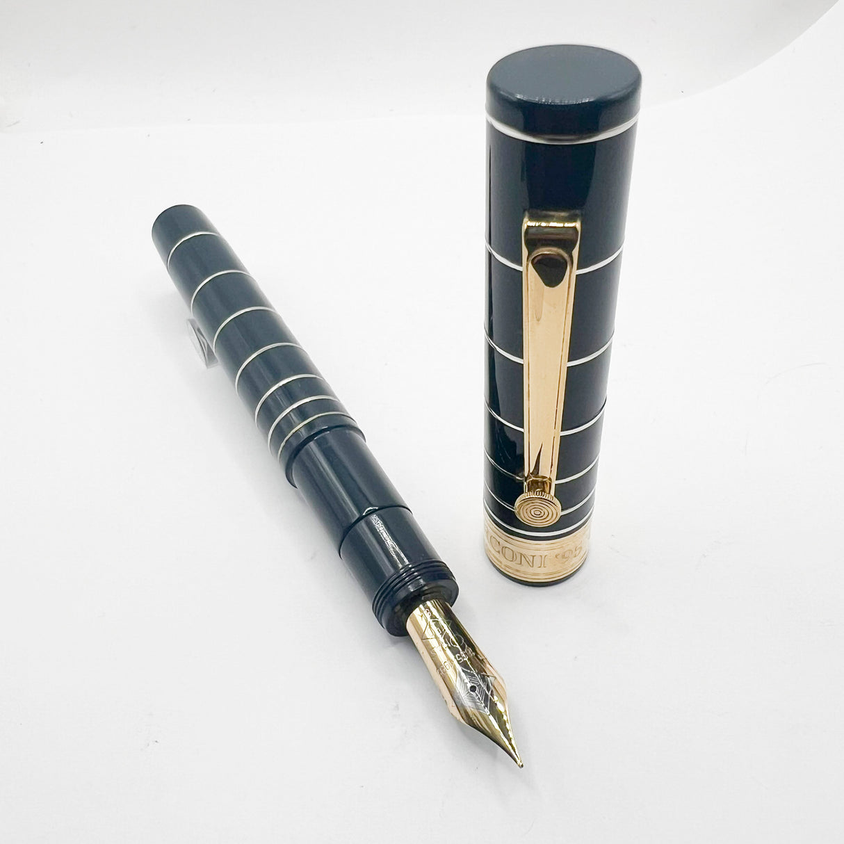 OMAS Dark Blue Marconi Limited Edition Fountain Pen  - Fine 18kt Gold Nib