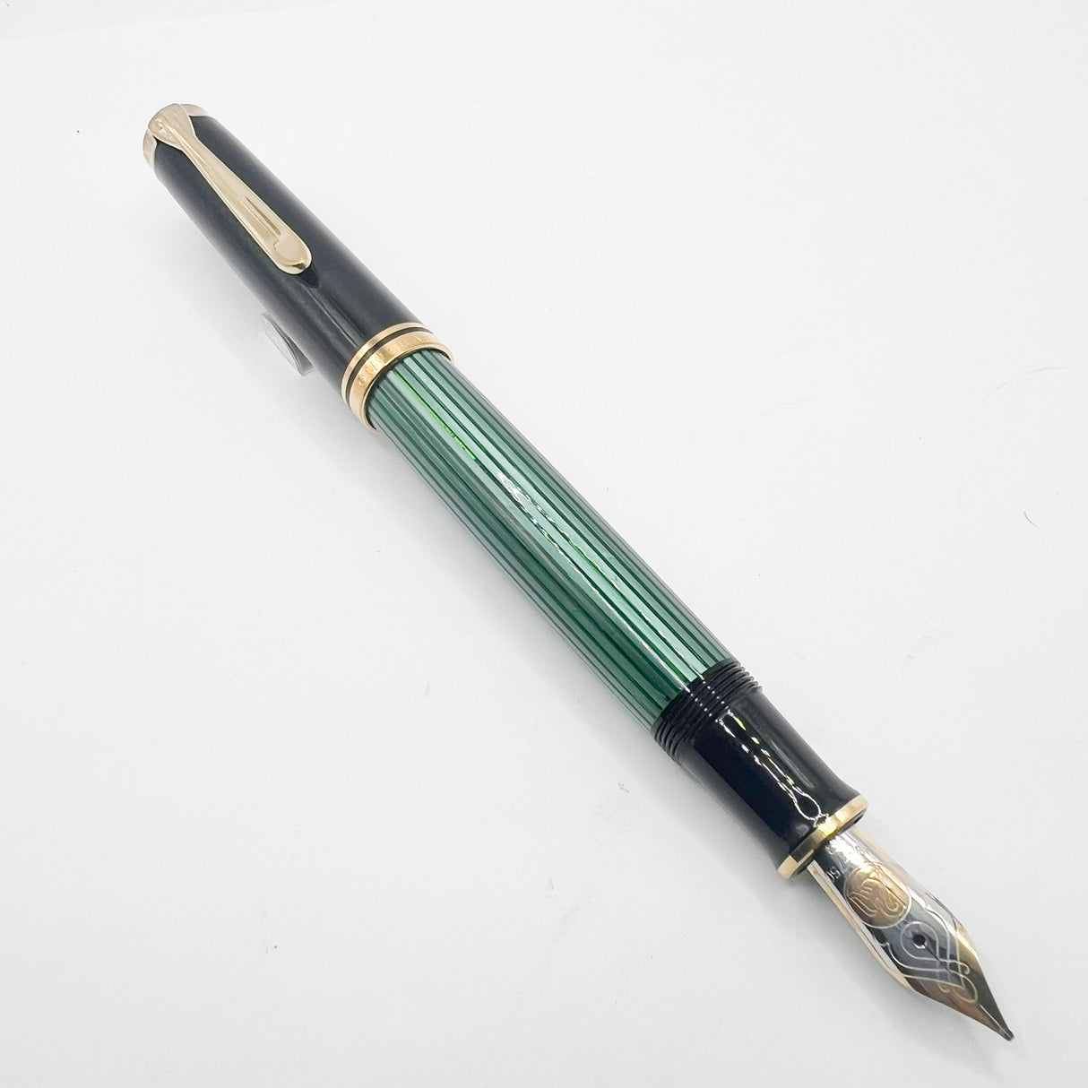 Pelikan M800 Souveran Black Cap & Green Striped Barrel Fountain Pen - Broad 18kt Gold Nib
