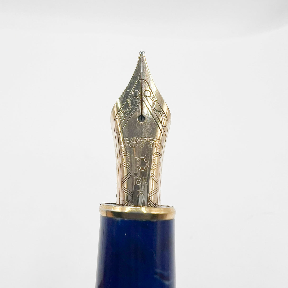 Platinum 3776 Century Celluloid Midnight Ocean Blue Fountain Pen - Broad 18kt Gold Nib