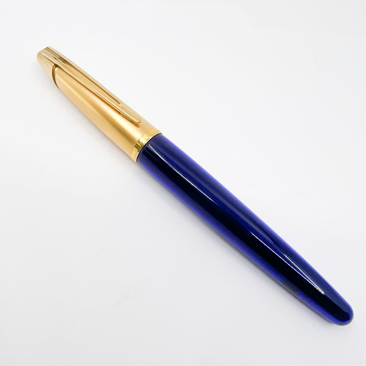 Waterman Edson Blue Translucent Fountain Pen - Oblique Left Handed Fine 18 Kt Gold Nib