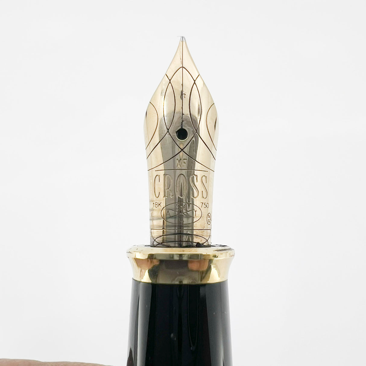 Cross Townsend Gold Plated Fountain Pen - Fine 18kt Gold Nib