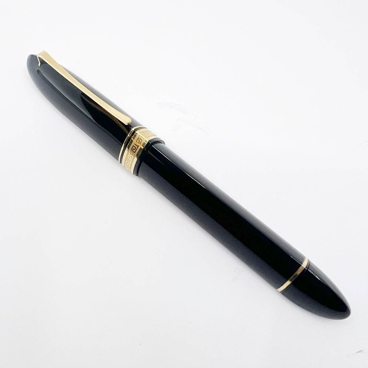 OMAS Blue/Black  #360 Oversized Triangulated Fountain Pen - Fine 18kt Gold Nib