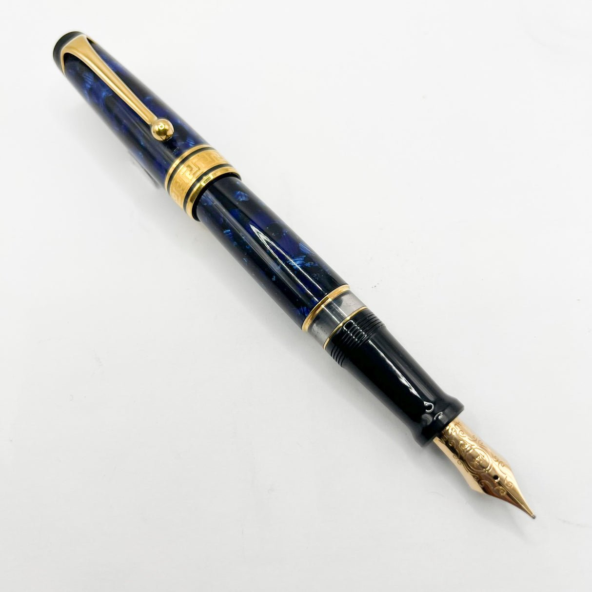 Aurora Optima Blue Marble Auroloide Fountain Pen - Medium 14kt Gold Nib