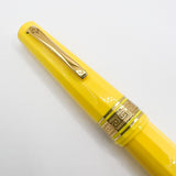 OMAS for  Ferrari/1990's -  Ferrari Yellow Facetted Paragon Fountain Pen - Medium 18kt Gold Nib