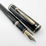 Sheaffer Connaisseur Black Fountain Pen - Fine 18kt Gold  Nib