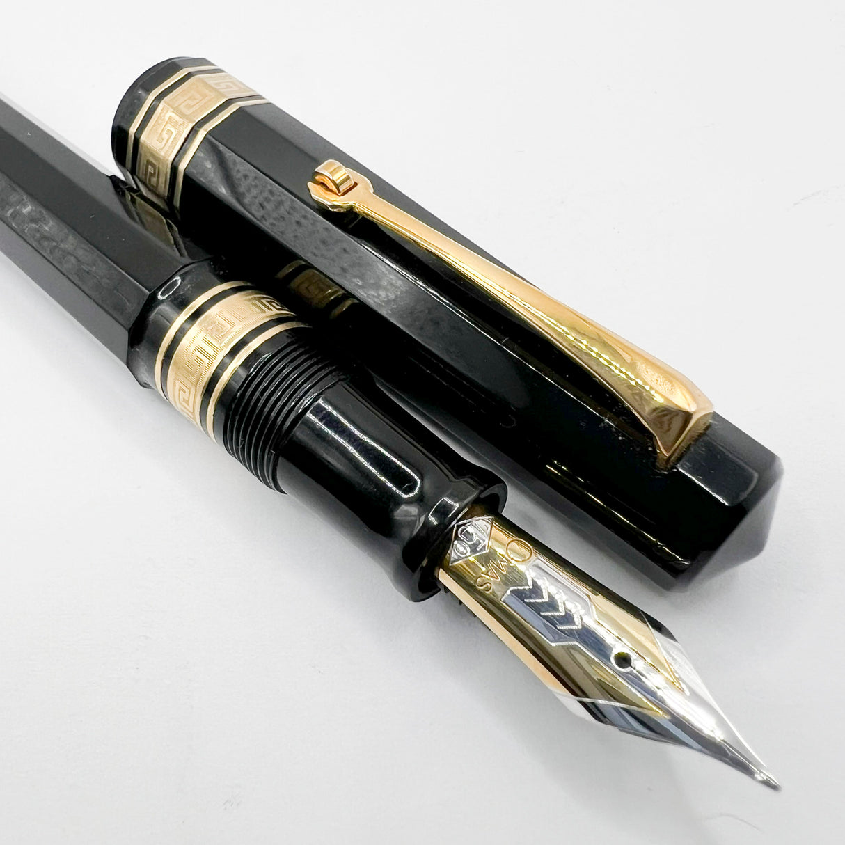 OMAS  Senior Paragon Extra - Large Facetted Black Fountain Pen - Semi-Flexible Medium 18kt Gold Nib