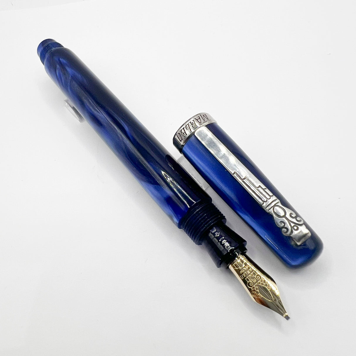 Marlen Chagall Marbled Blue Fountain Pen - Broad 18kt Gold  Nib