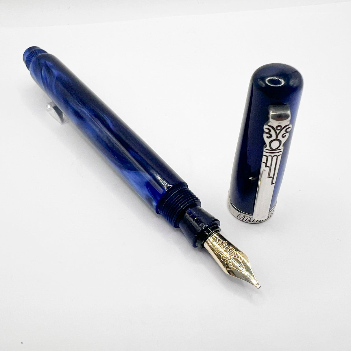 Marlen Chagall Marbled Blue Fountain Pen - Broad 18kt Gold  Nib
