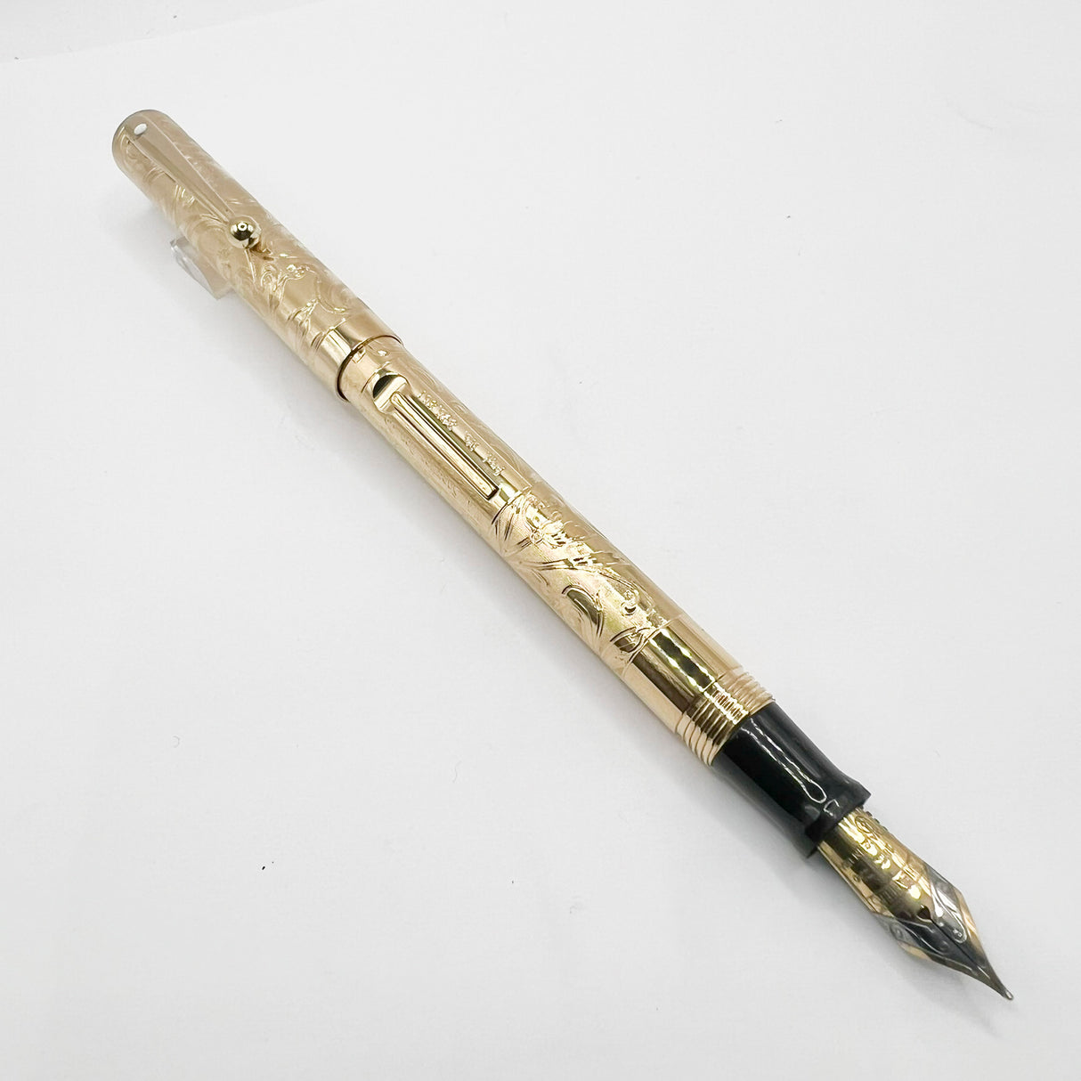 Sheaffer Commemorative Limited Edition Gold-Plated Fountain Pen - Medium 18kt Gold Nib