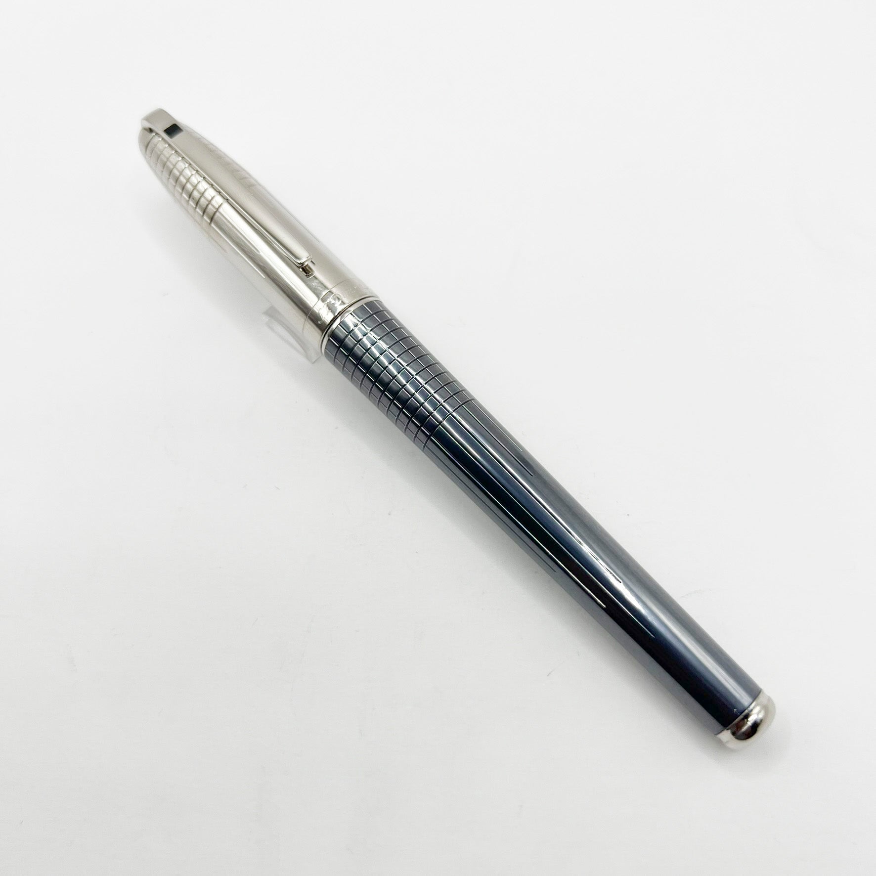 S.T. Dupont Fidelio Fountain Pen - Medium 14kt Gold Nib – Fountain