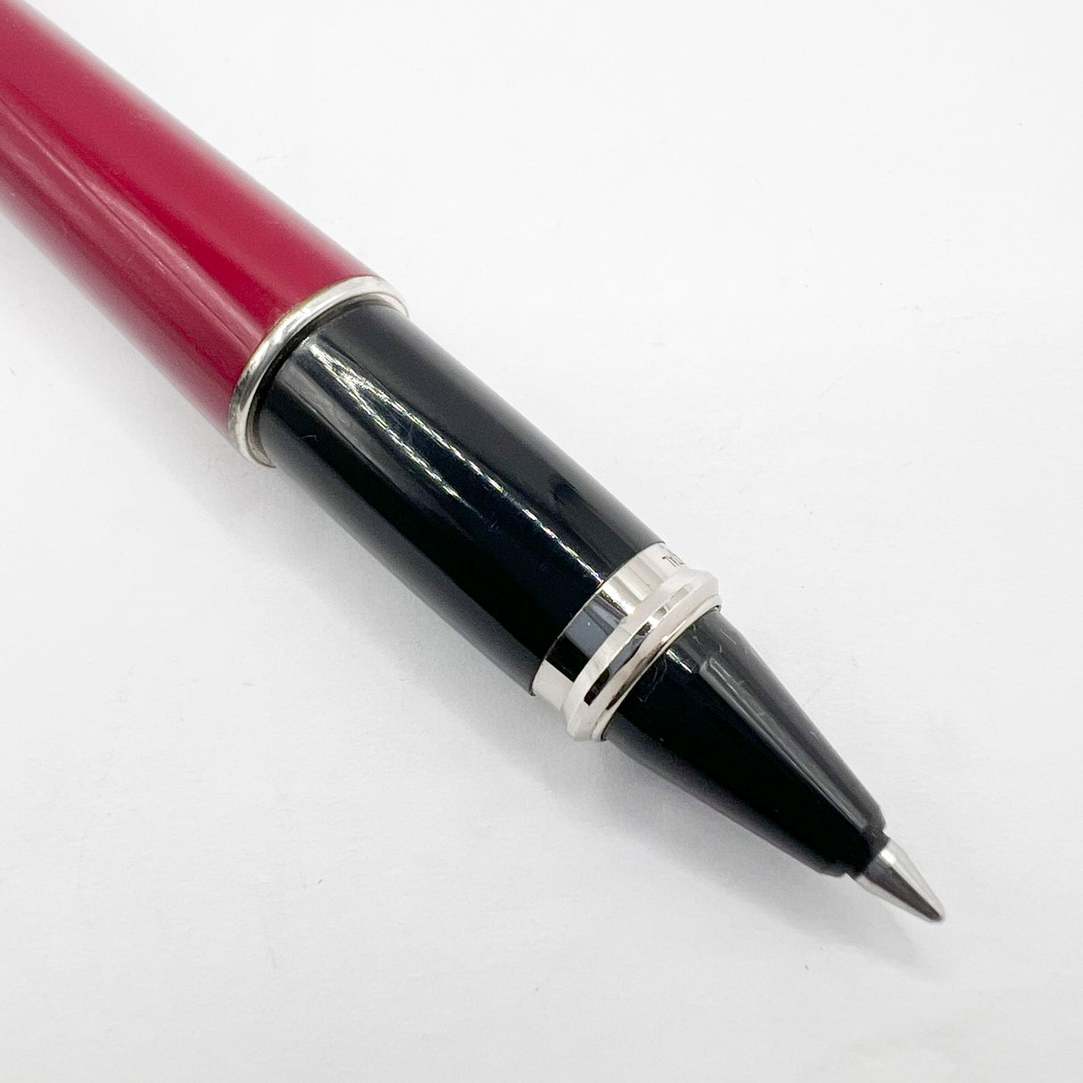 S.T. Dupont Fidelio Crimson Lacque Rollerball