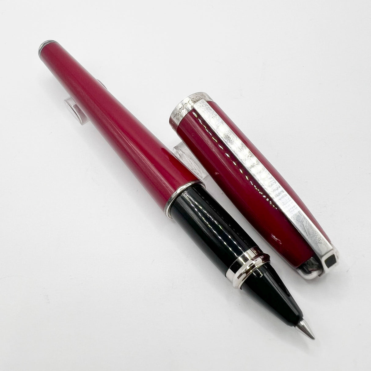 S.T. Dupont Fidelio Crimson Lacque Rollerball