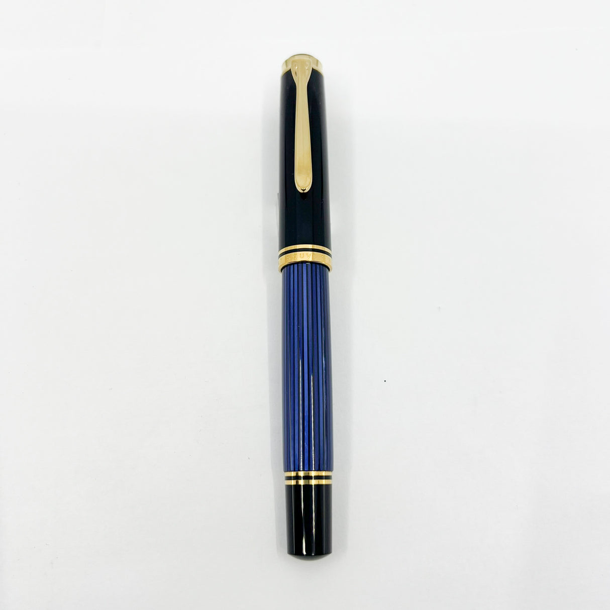 Pelikan Souveran M800 Black Cap/Blue Striped Barrel Fountain Pen - Broad 18kt Gold Nib
