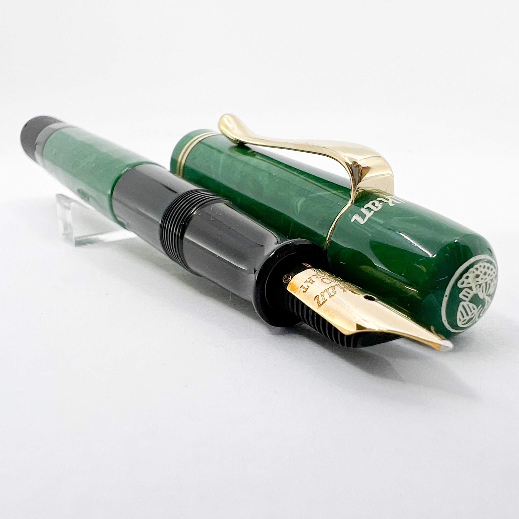 Pelikan Jade Green Celluloid (1935 Originals of their Time