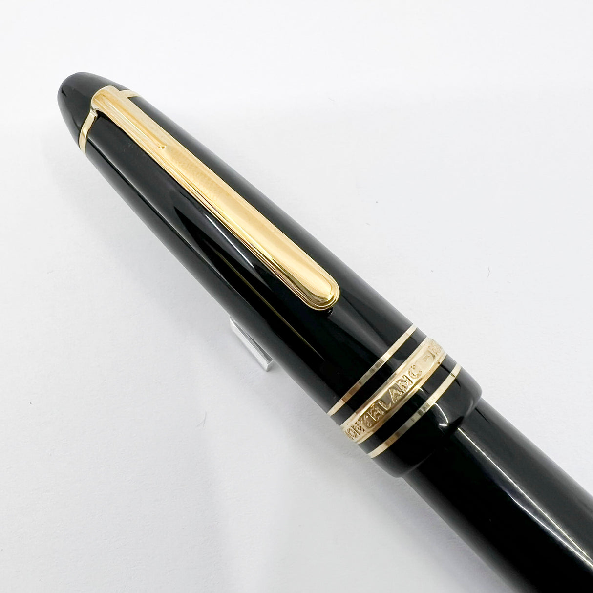 Montblanc Black Meisterstuck #146 LeGrand Fountain Pen -  Extra Fine 14kt Gold Nib (Flexes to Broad Width)