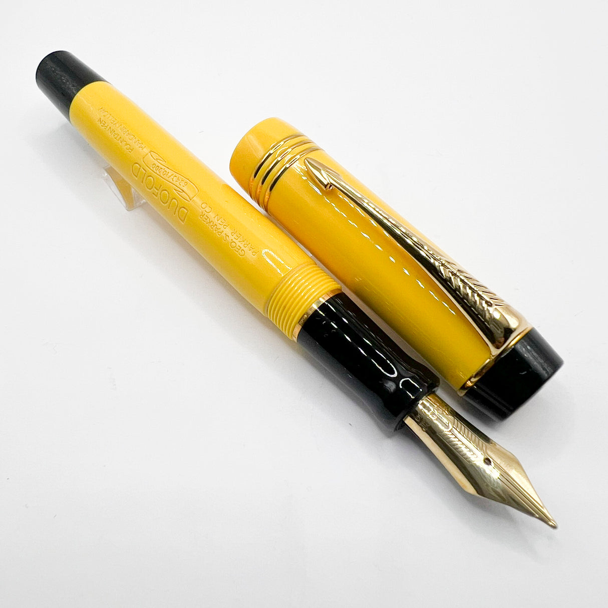 Parker Duofold Centennial Mandarin Yellow Limited Edition Fountain Pen (1995) - Medium 18kt Gold Nib