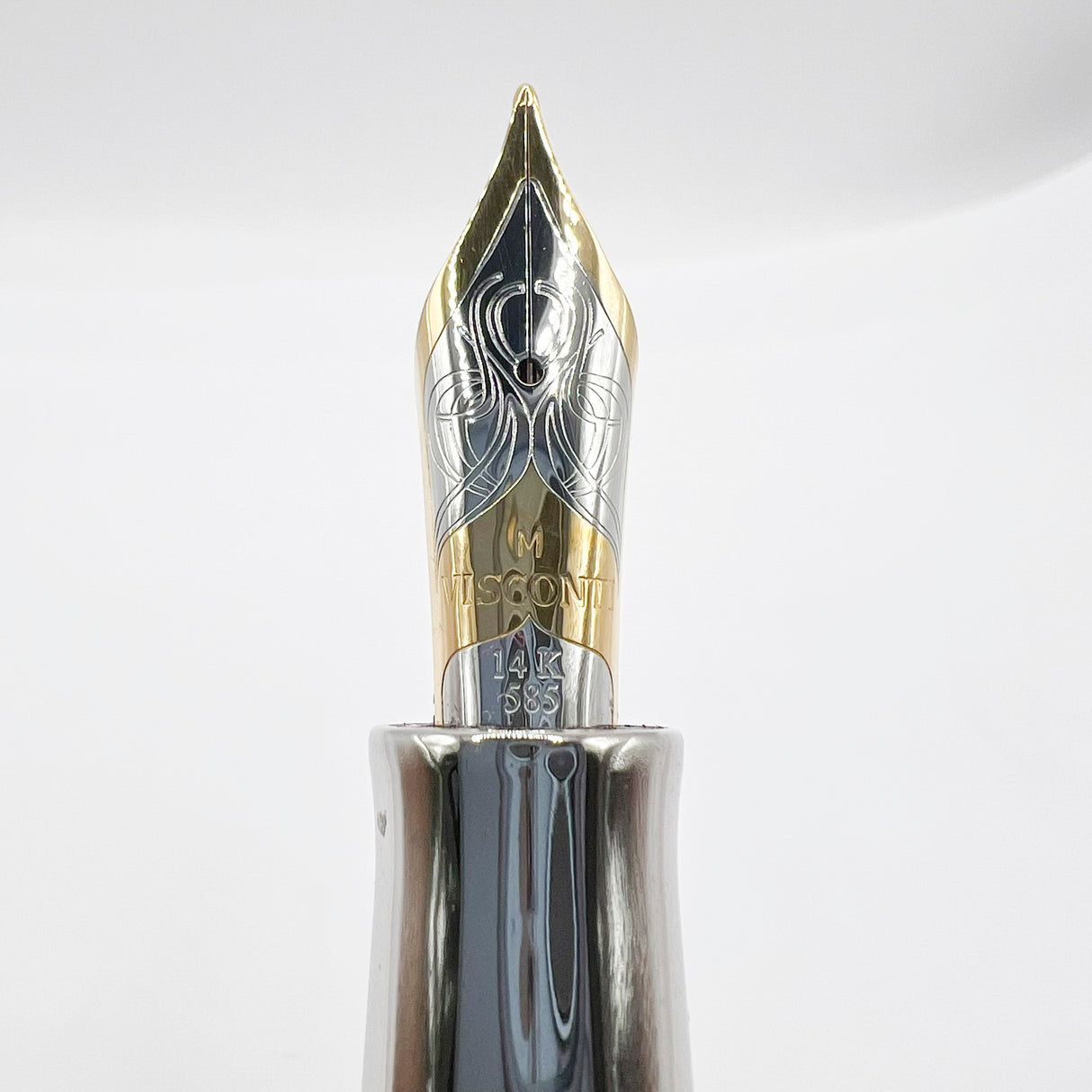 Visconti Opera Fountain Pen with Burgundy Streaking on Amber Backdrop - Medium 14kt Gold Nib