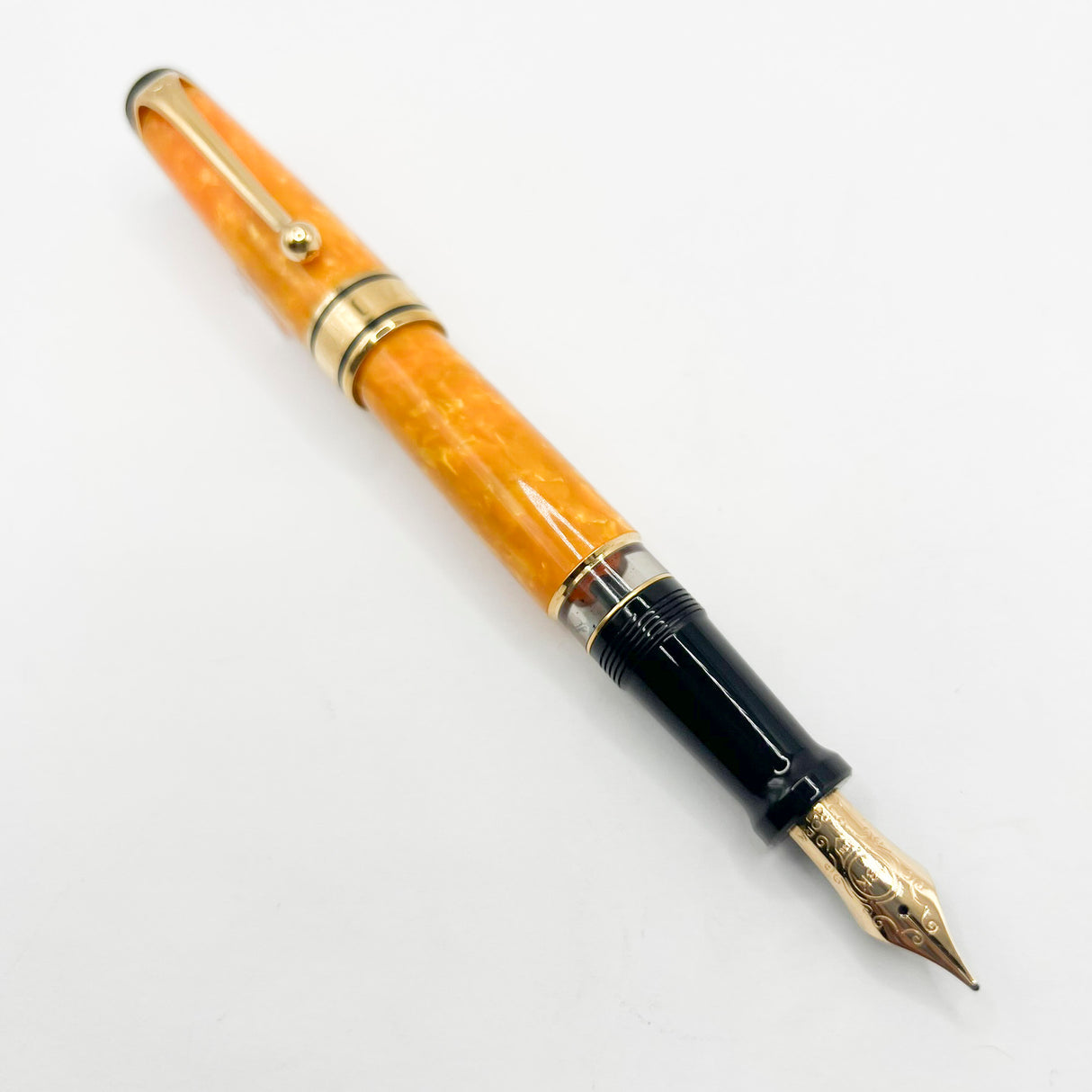 Aurora Optima Marbled Orange Sole Limited Edition Fountain  Pen  - Broad 18kt Gold Nib