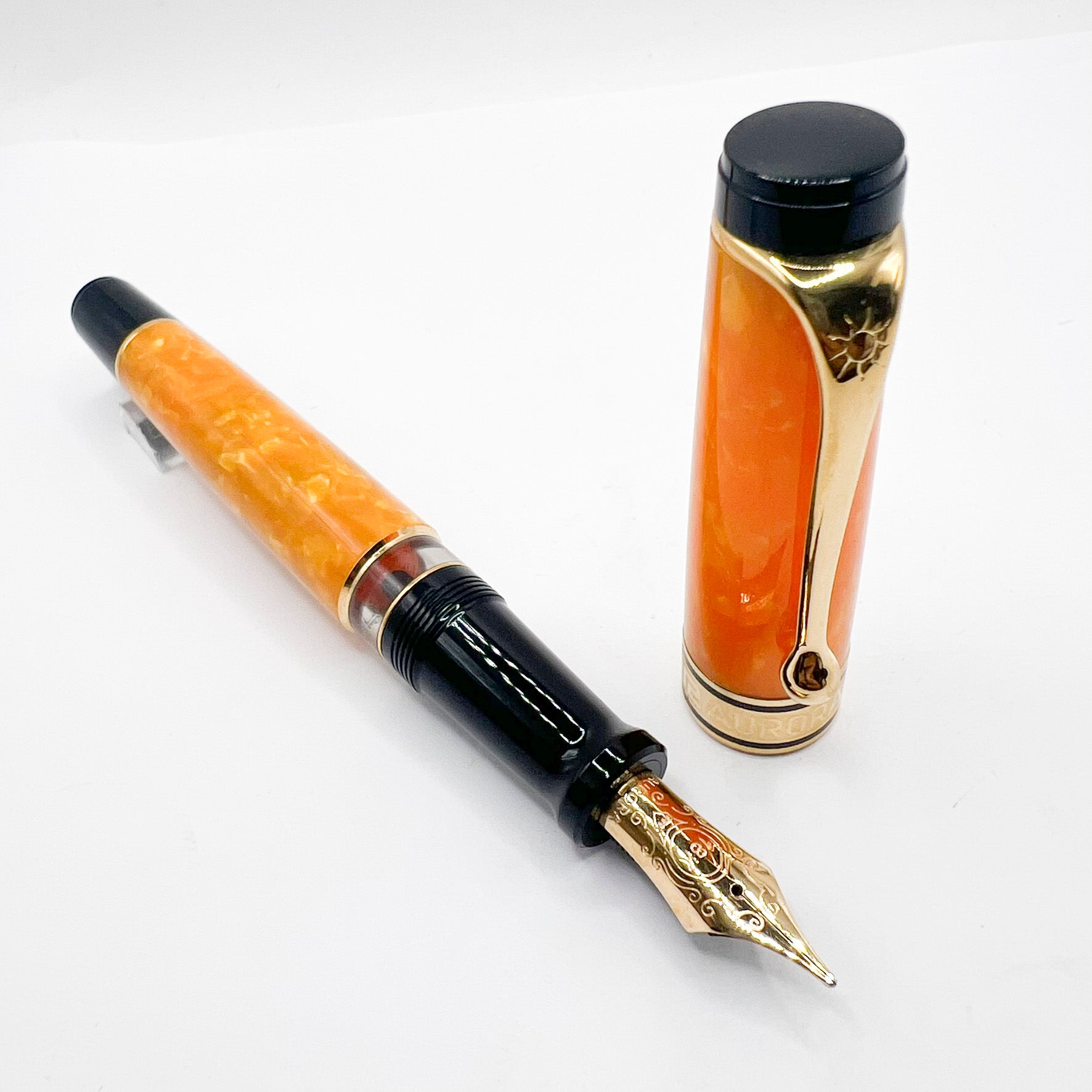 Aurora Optima Marbled Orange Sole Limited Edition Fountain Pen