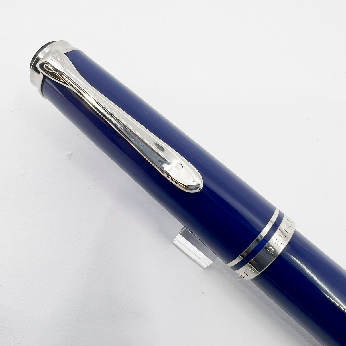 Pelikan M405 Solid Blue Special Edition Fountain Pen - Flexible Broad 18C Gold Nib