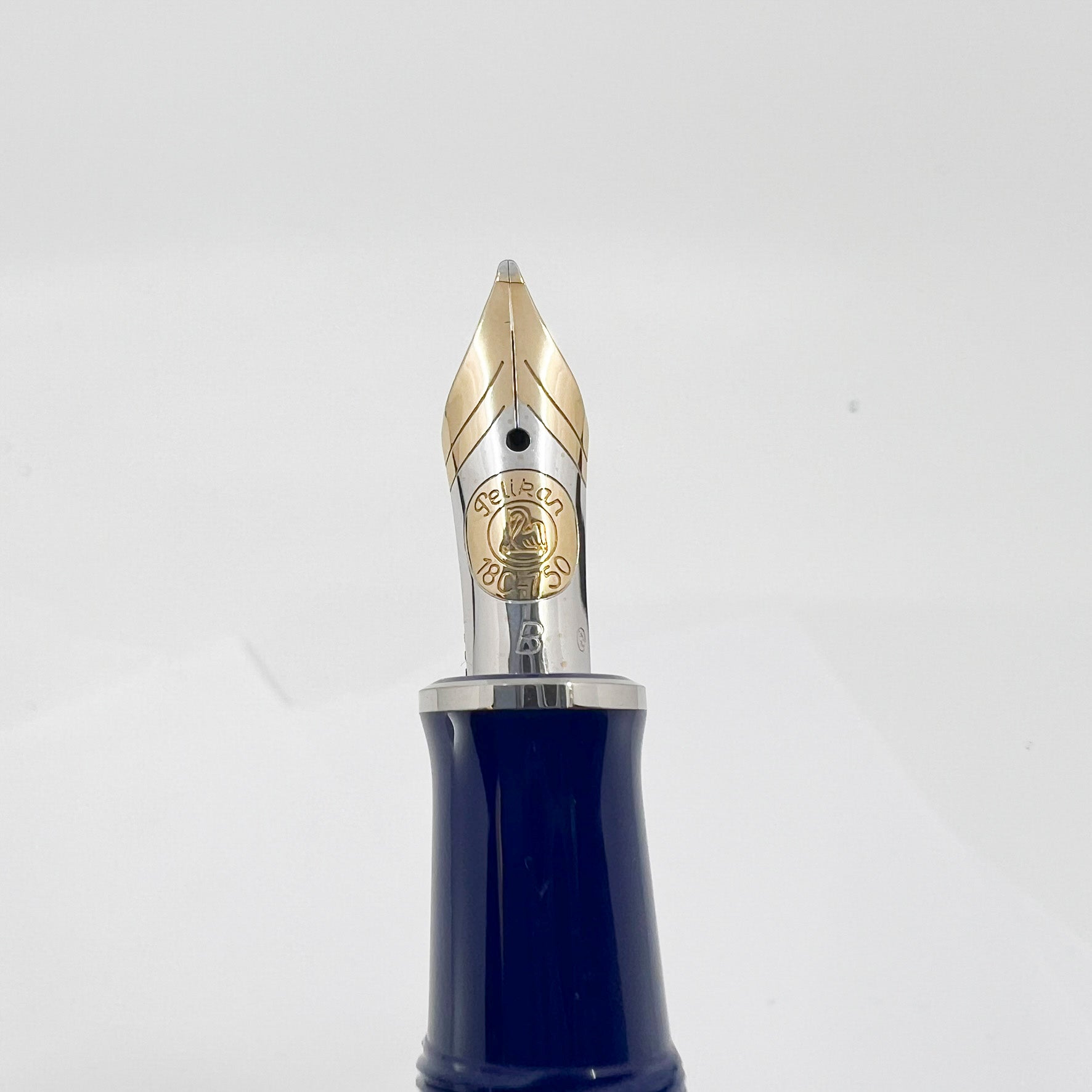 Pelikan M405 Solid Blue Special Edition Fountain Pen - Flexible