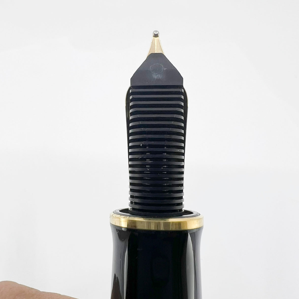 Pelikan Souveran Black/Green Striped M1000 Fountain Pen -  Flexible Medium 18kt Gold Nib