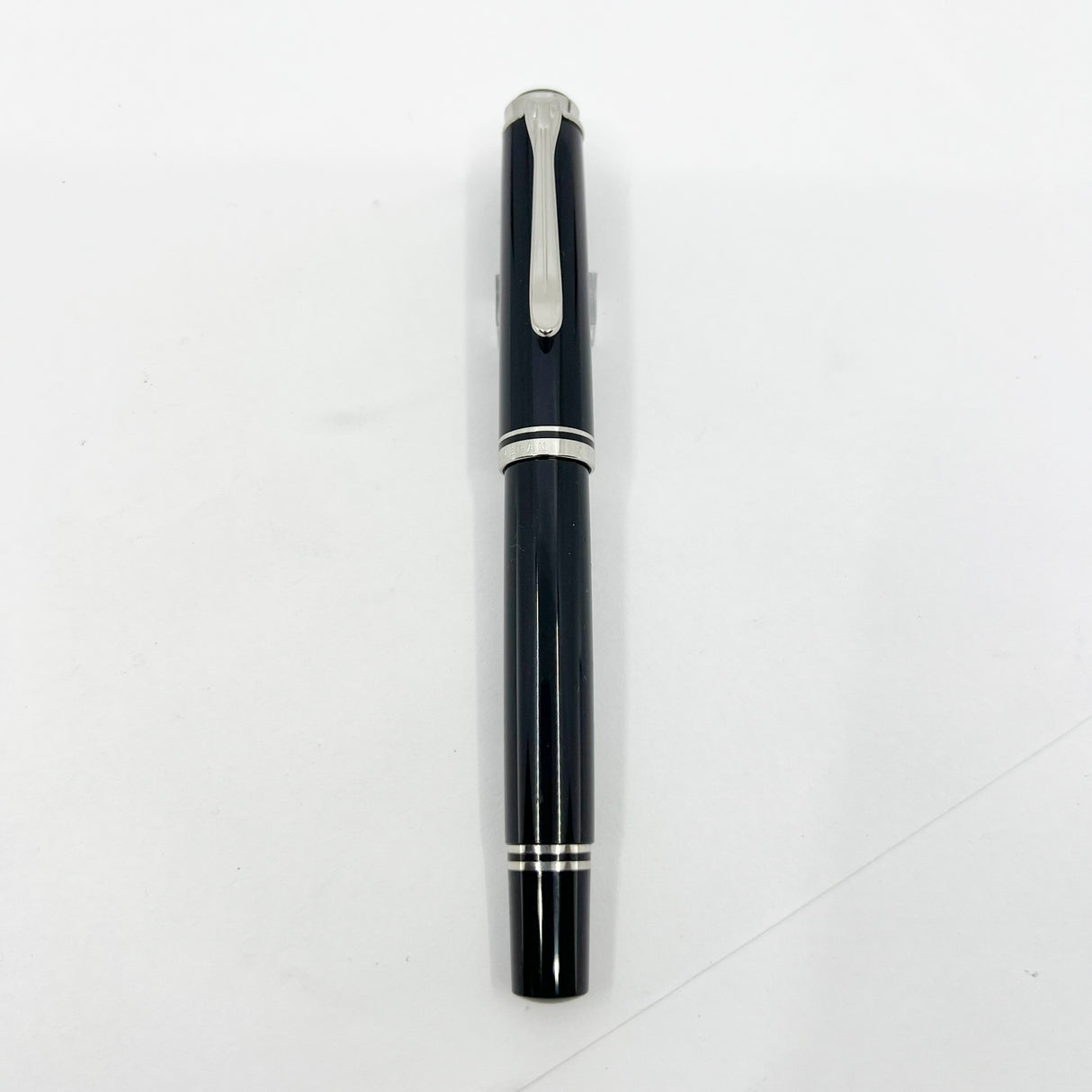 Pelikan M405 Solid Black Fountain Pen - Medium 14C Gold Nib