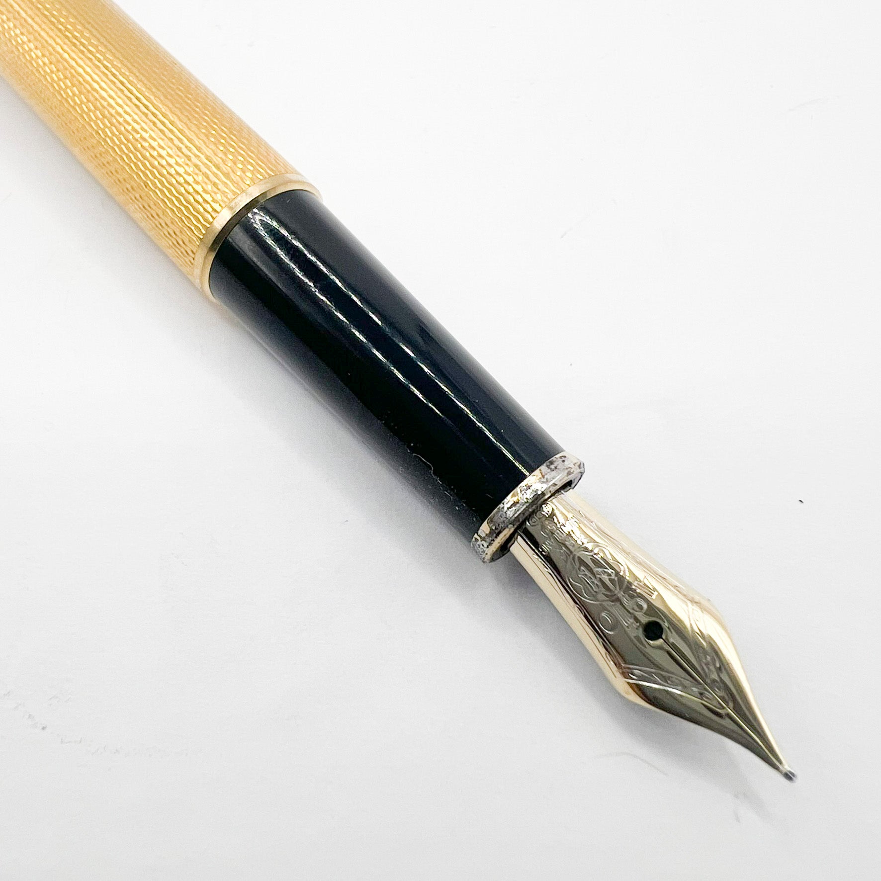 Montblanc Solitaire Gold Plated Barleycorn Classique #144 Fountain