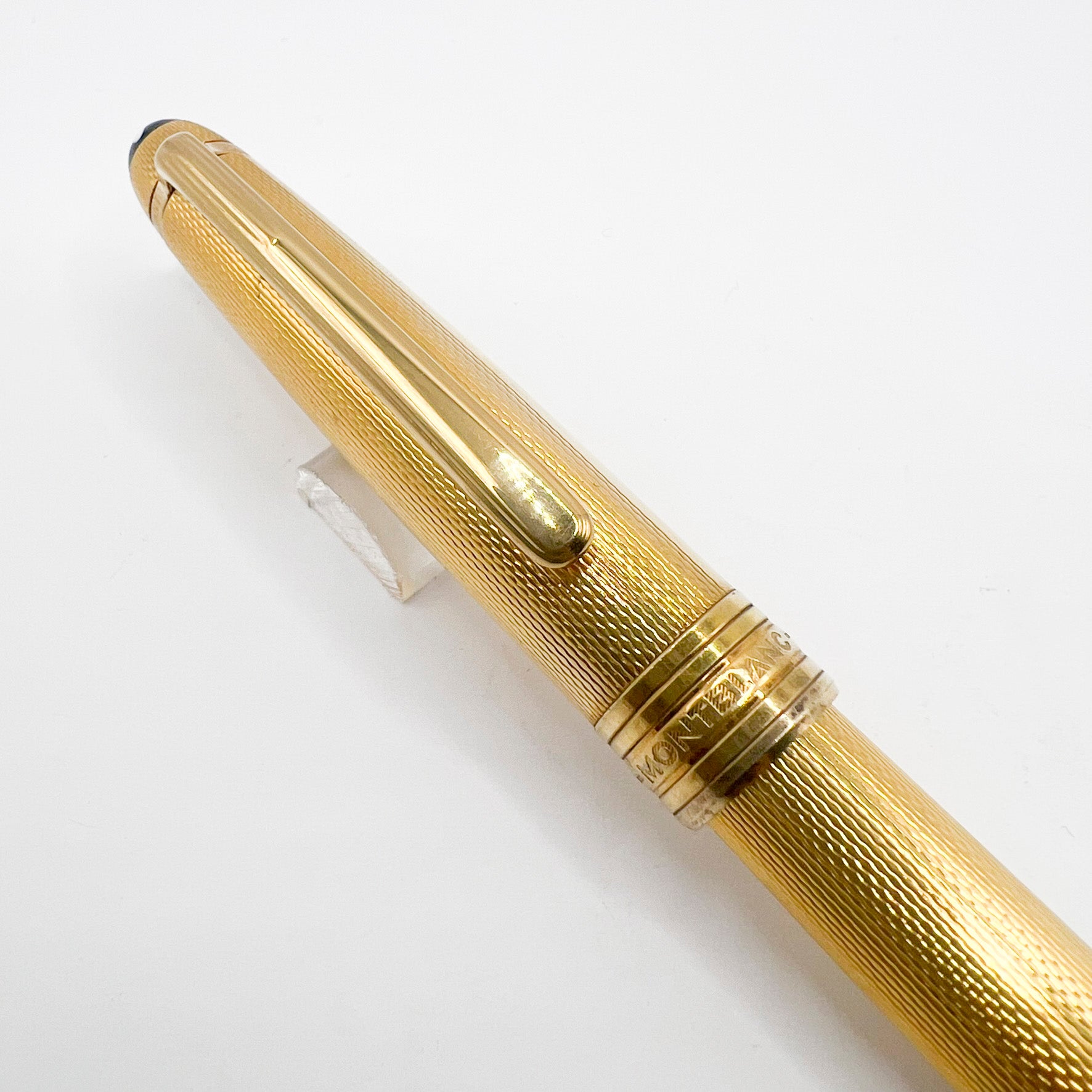 Montblanc Solitaire Gold Plated Barleycorn Classique #144 Fountain