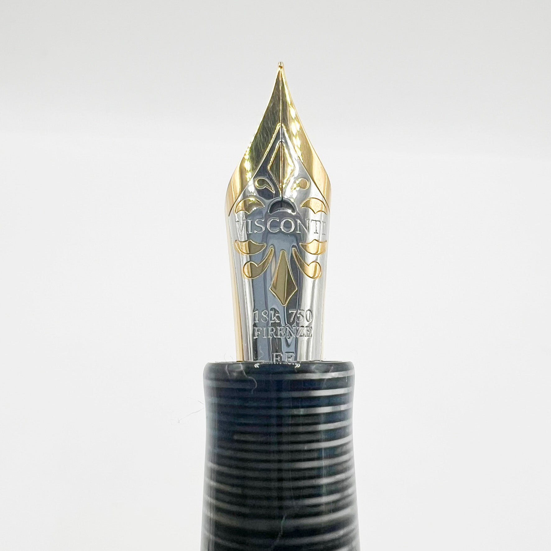 Visconti Oversized Wall Street Limited Edition Glittering Silver