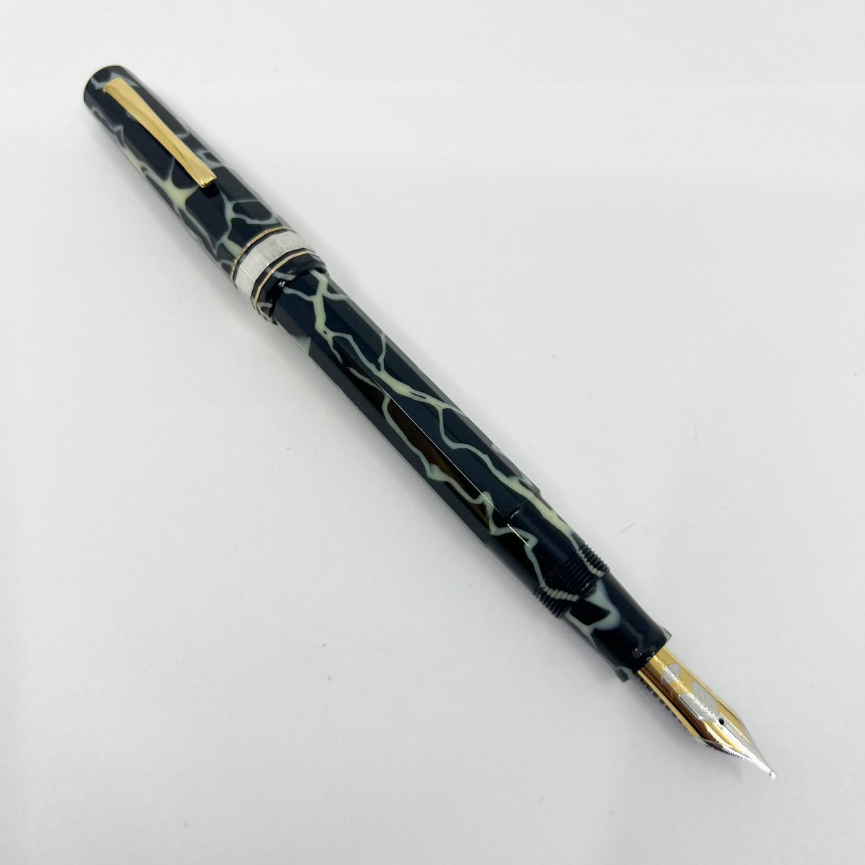 OMAS Paragon Galileo Black & Pearl  Marbled Celluloid Limited Edition Fountain Pen - Medium 18kt Gold Nib