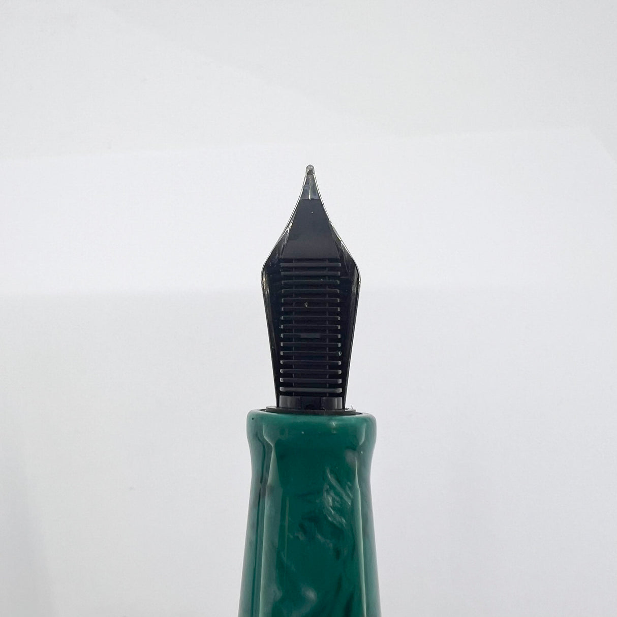 Visconti  Florentia Turquoise Green Celluloid LE Fountain Pen Honoring  Casa delle Stilografica 50th Anniversary - Medium 18kt Gold Nib