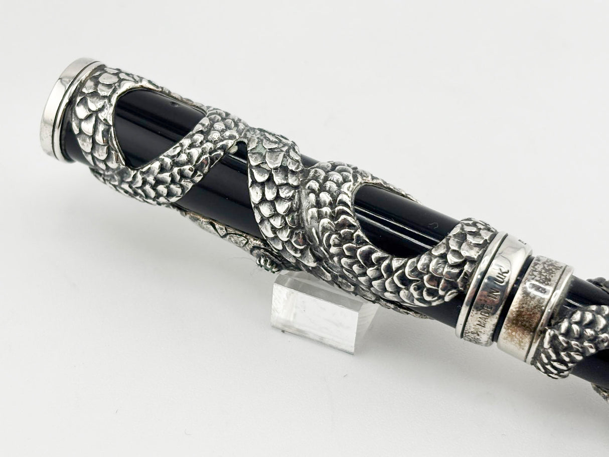 Parker Snake .925 Sterling Silver Overlay Limited Edition Fountain Pen - Medium 18kt Gold Nib