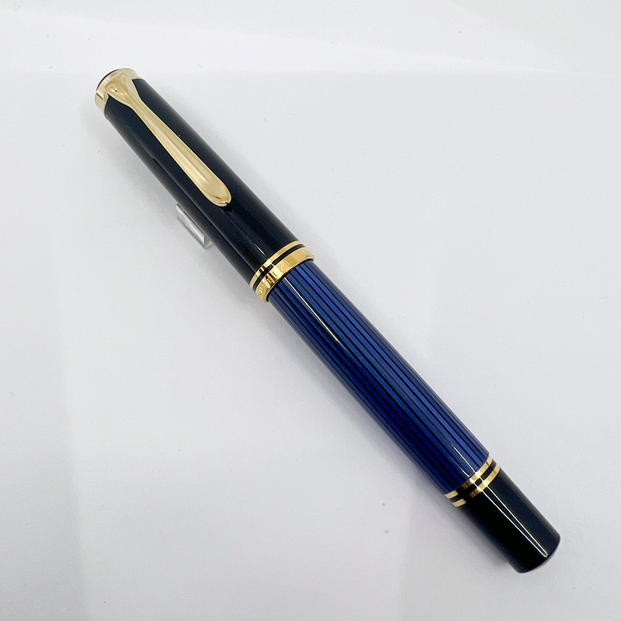 Pelikan M800 Black Cap/Blue Striped Barrel Fountain Pen - Medium 18kt Gold Nib
