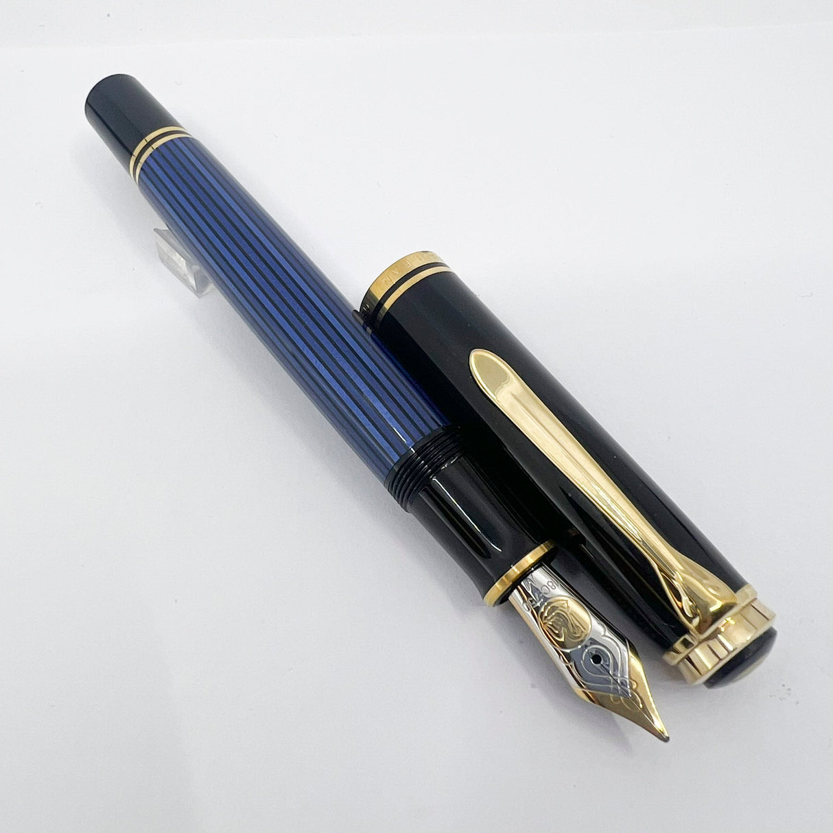 Pelikan M800 Black Cap/Blue Striped Barrel Fountain Pen - Medium 18kt Gold Nib