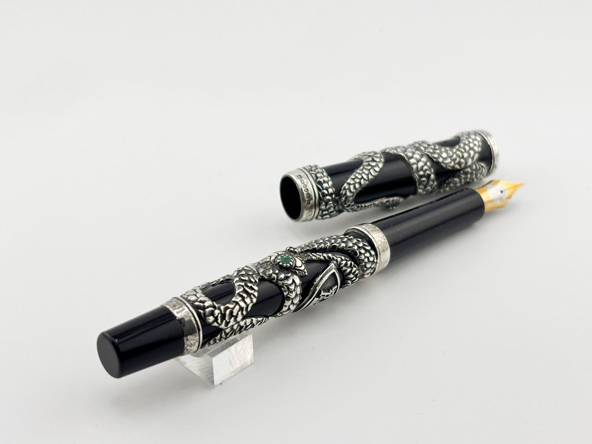 Parker Snake .925 Sterling Silver Overlay Limited Edition Fountain Pen - Medium 18kt Gold Nib