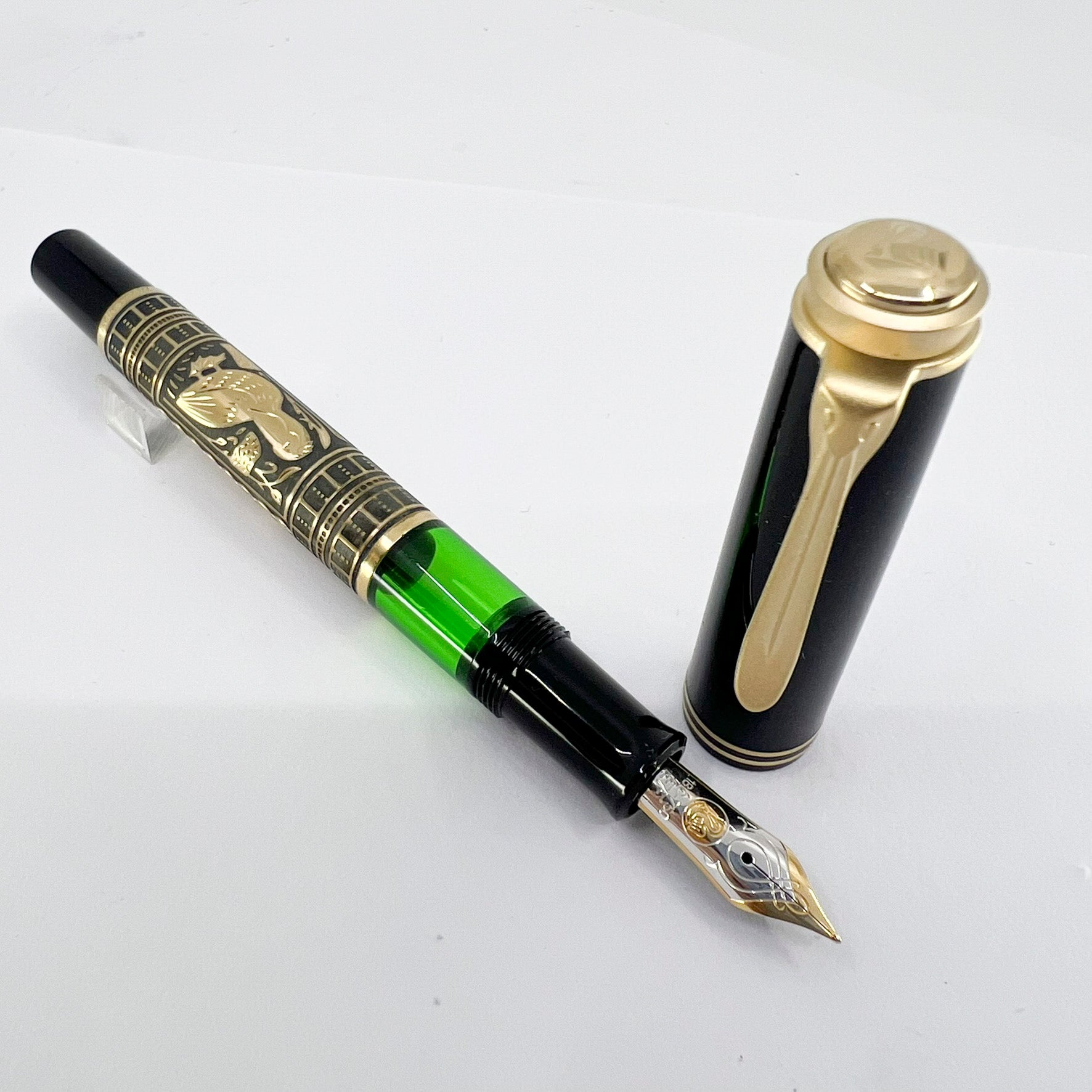 Pelikan M700 Toledo Fountain Pen - Extra Fine 18kt Gold Nib