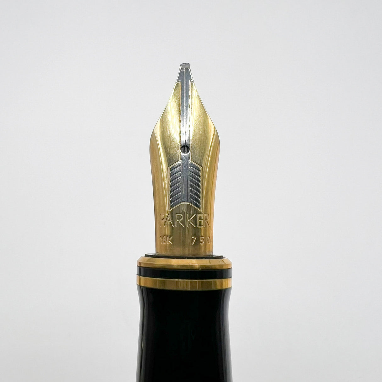 Parker Centennial (Largest Size) Marbled Maroon Duofold Fountain Pen (1989) - Broad Oblique (#89) 18kt Gold Nib