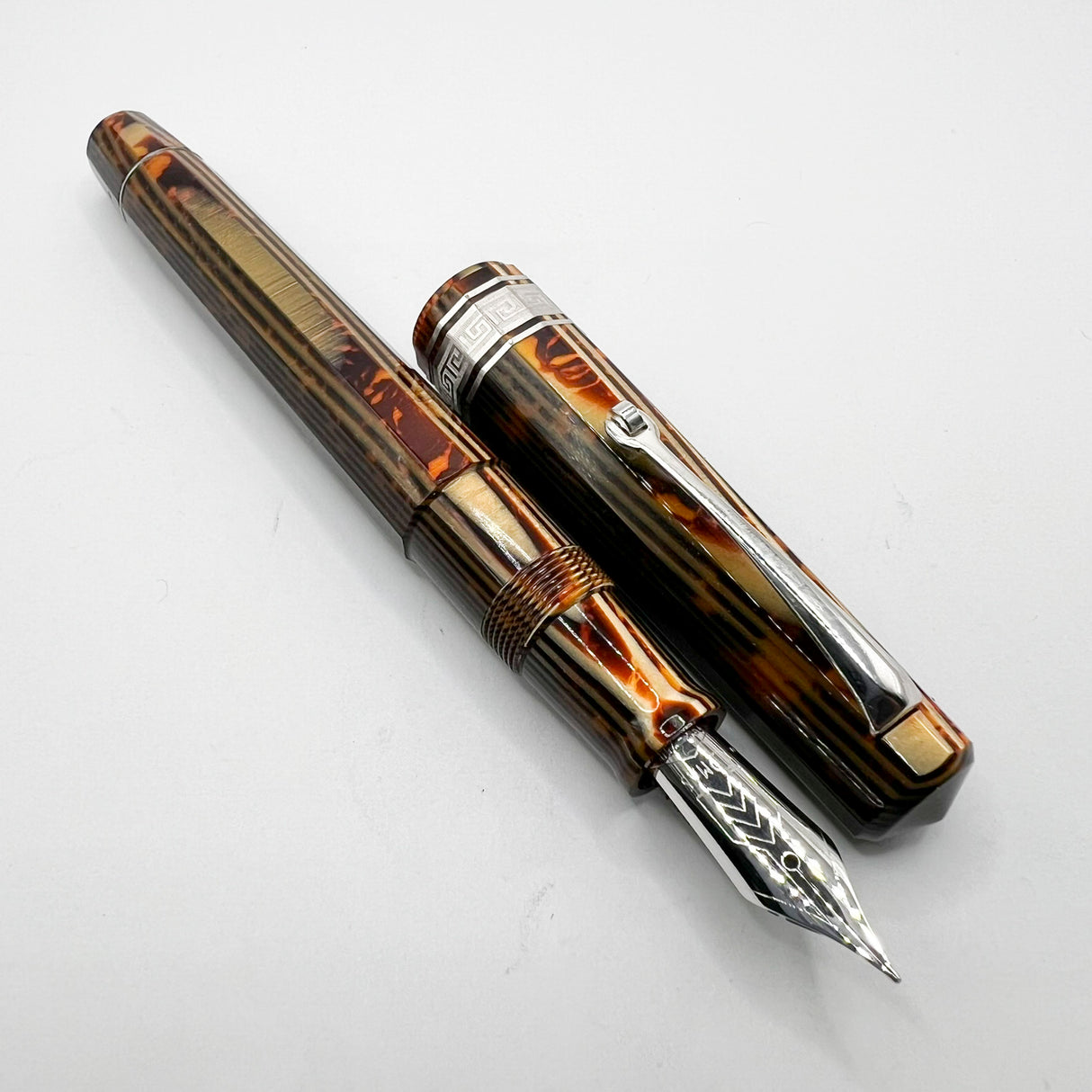OMAS Original Style Arte Italiana Arco Bronze Celluloid Paragon Fountain Pen (Circa 2000) - High Tech Trim - Fine 18kt Gold Nib