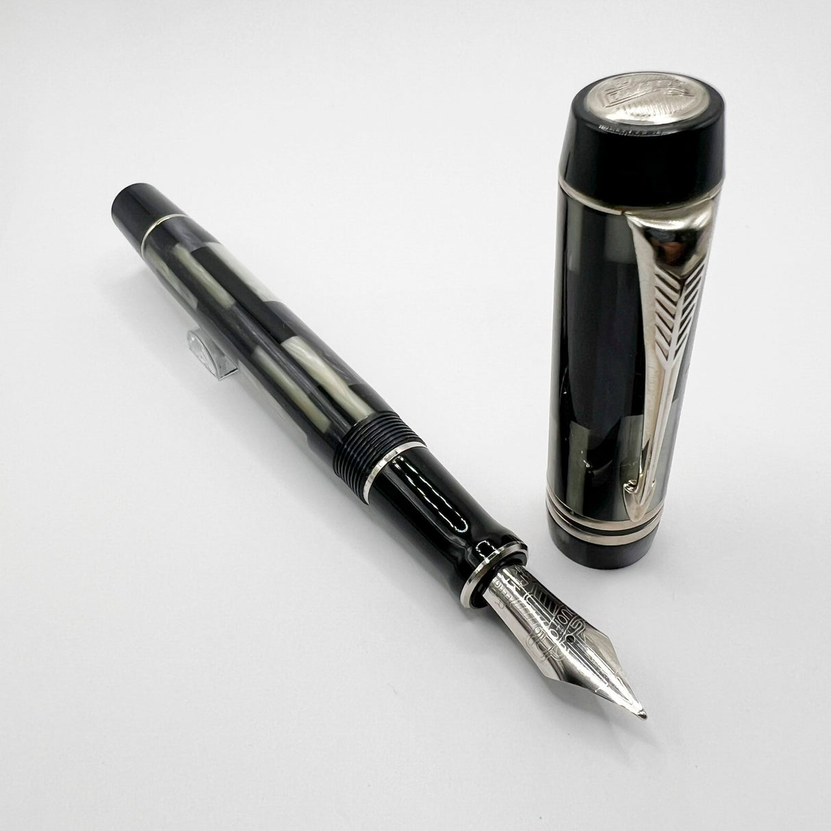 Parker Duofold Black Mosaic Centennial(Largest) Fountain Pen - Medium 18kt Gold Nib