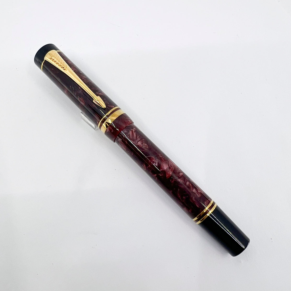 Parker Centennial (Largest Size) Marbled Maroon Duofold Fountain Pen (Circa 1991) -  Medium 18kt Gold Nib