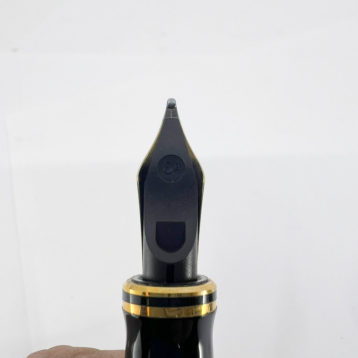 Parker Centennial (Largest Size) Marbled Maroon Duofold Fountain Pen (Circa 1991) -  Medium 18kt Gold Nib